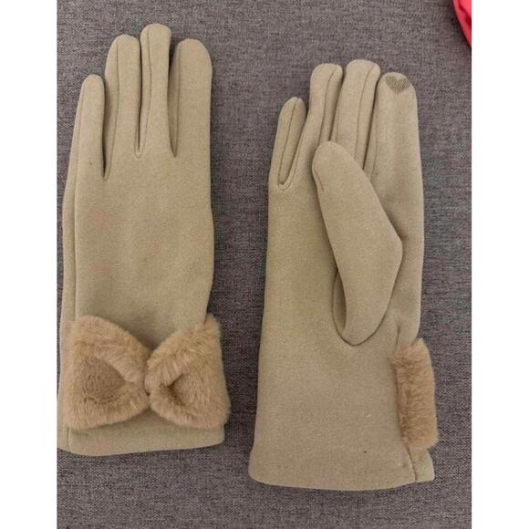 Winter gloves - Picture 2 of 2